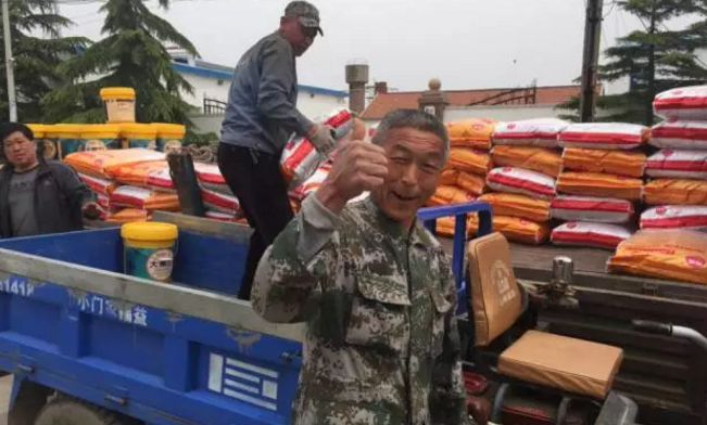 郭宁农资送货啦！小编数钱啦！数到手抽筋！
